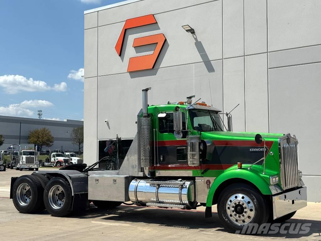Kenworth W 900 Sattelzugmaschinen