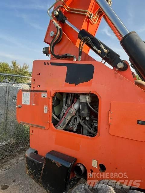 SkyTrak 8042 Teleskoplader