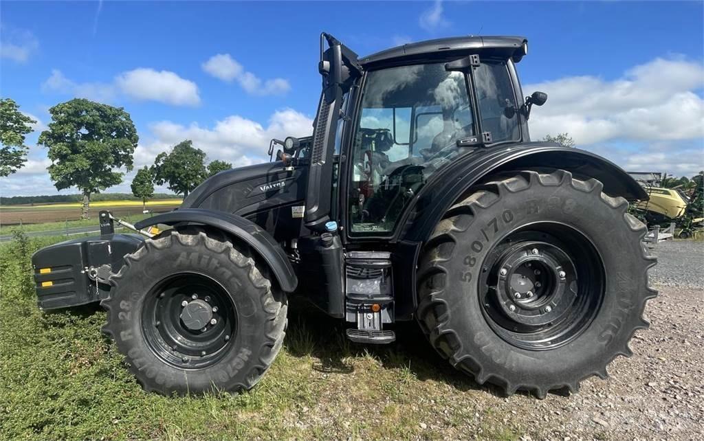 Valtra N 175 Traktoren