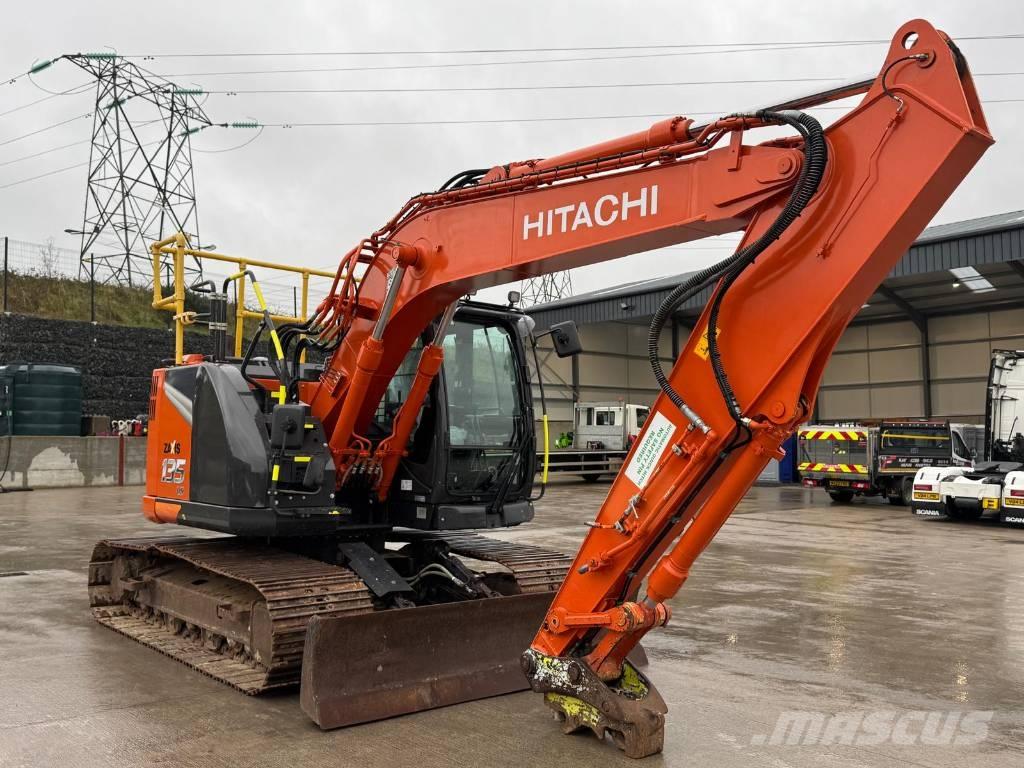 Hitachi ZX 135 US-7 Raupenbagger