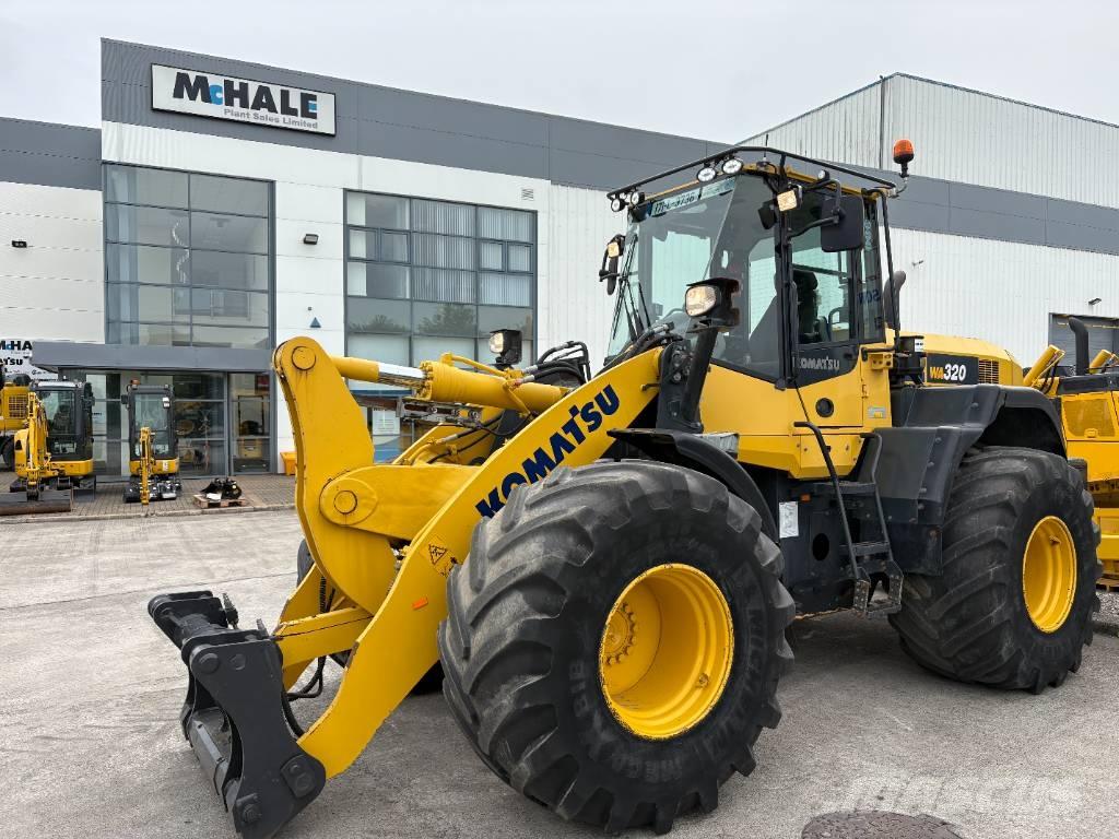 Komatsu WA320-7 Radlader