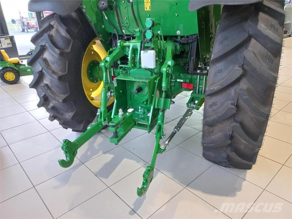 John Deere 5050E Traktoren