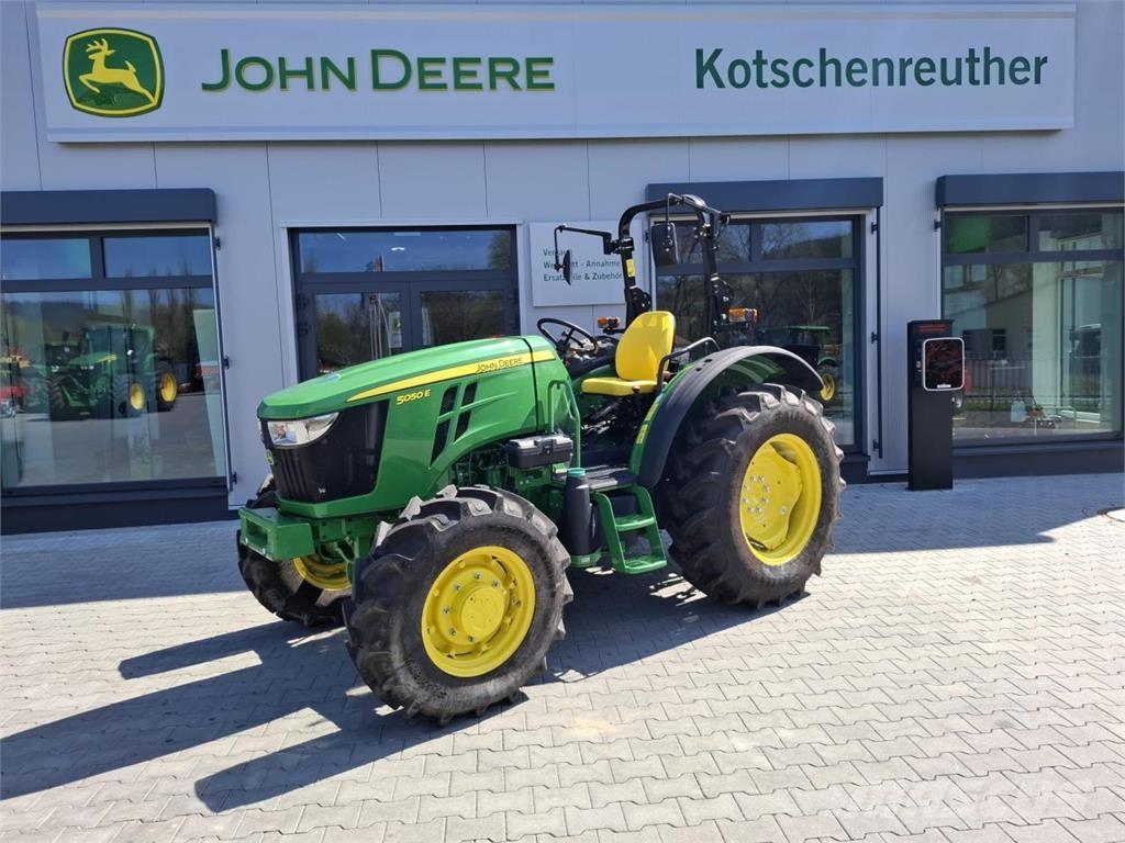 John Deere 5050E Traktoren