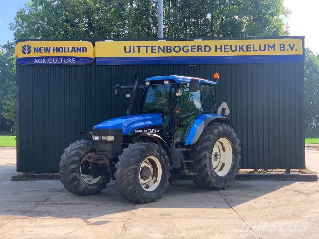 New Holland TM 125 Traktoren