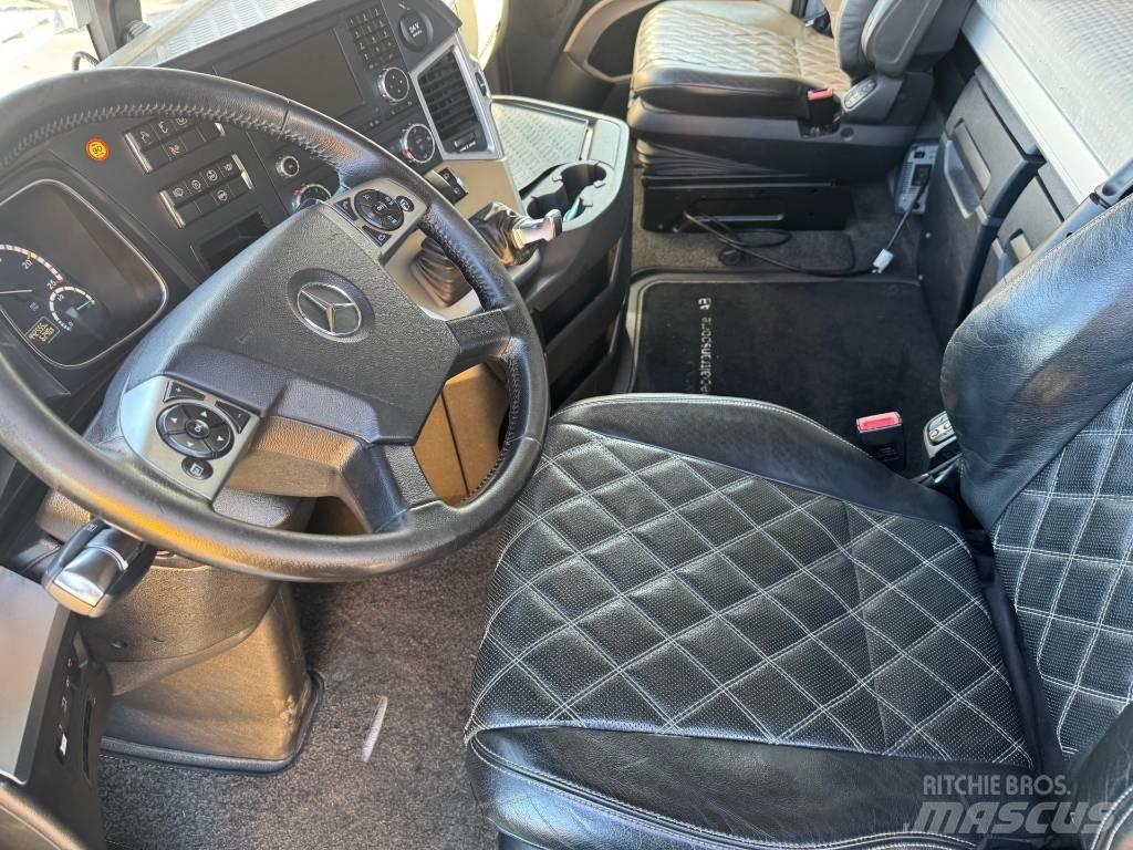 Mercedes-Benz  Sattelzugmaschinen