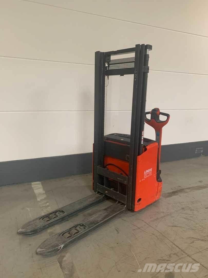 Linde L12I Zelfrijdende stapelaars