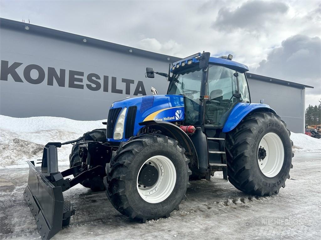 New Holland TG285 Traktoren