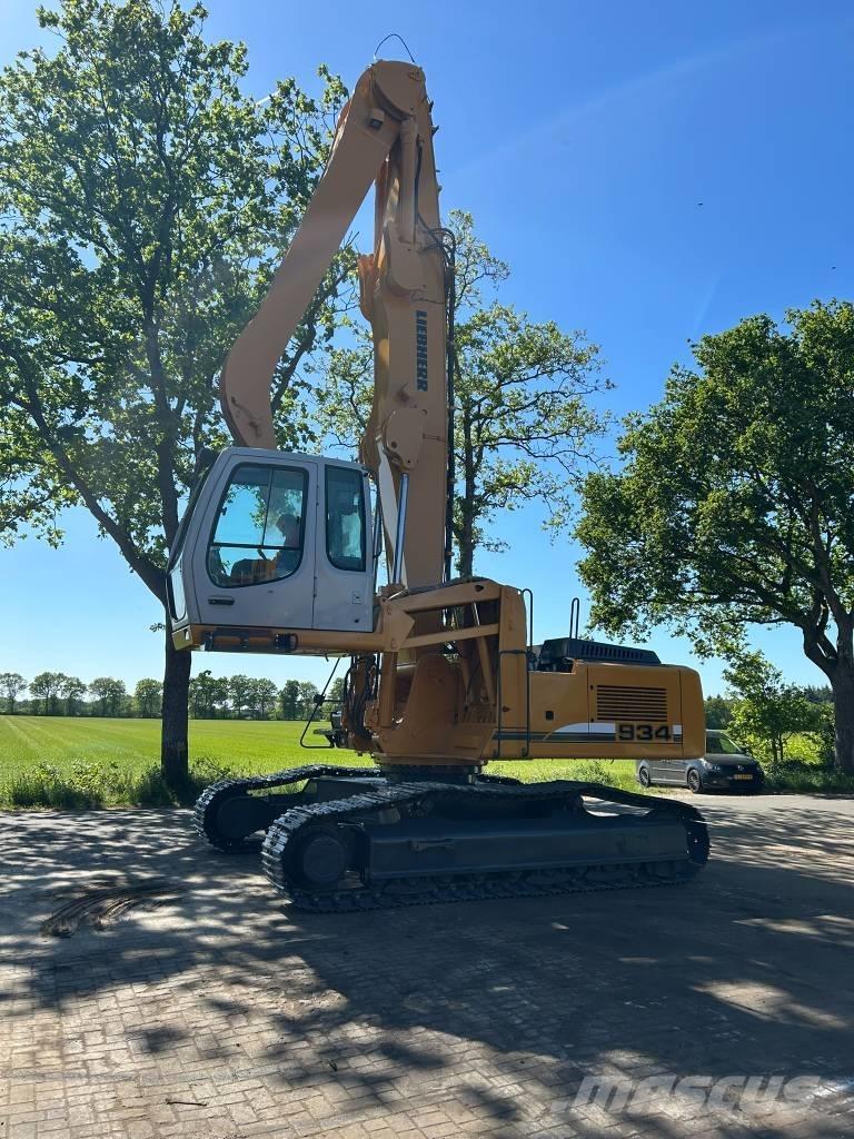 Liebherr R 934 C EW Materialumschlag