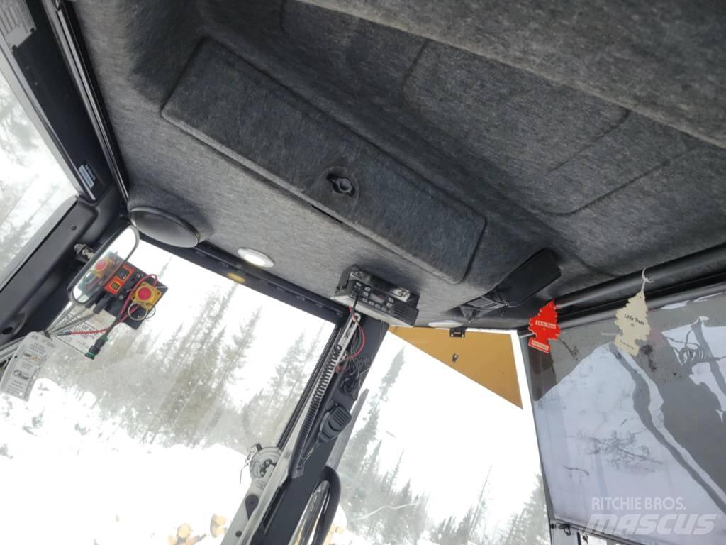 Ponsse Ergo 8W Harvester