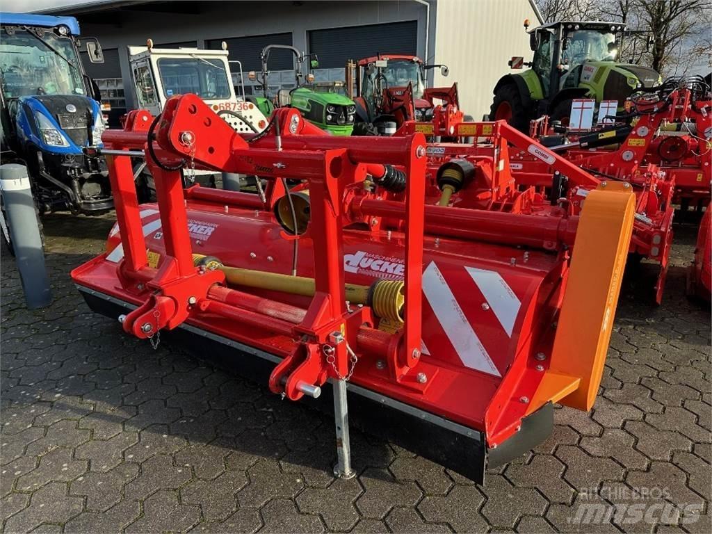 Dücker UM 27 HV G7 Sonstige Grünlandgeräte