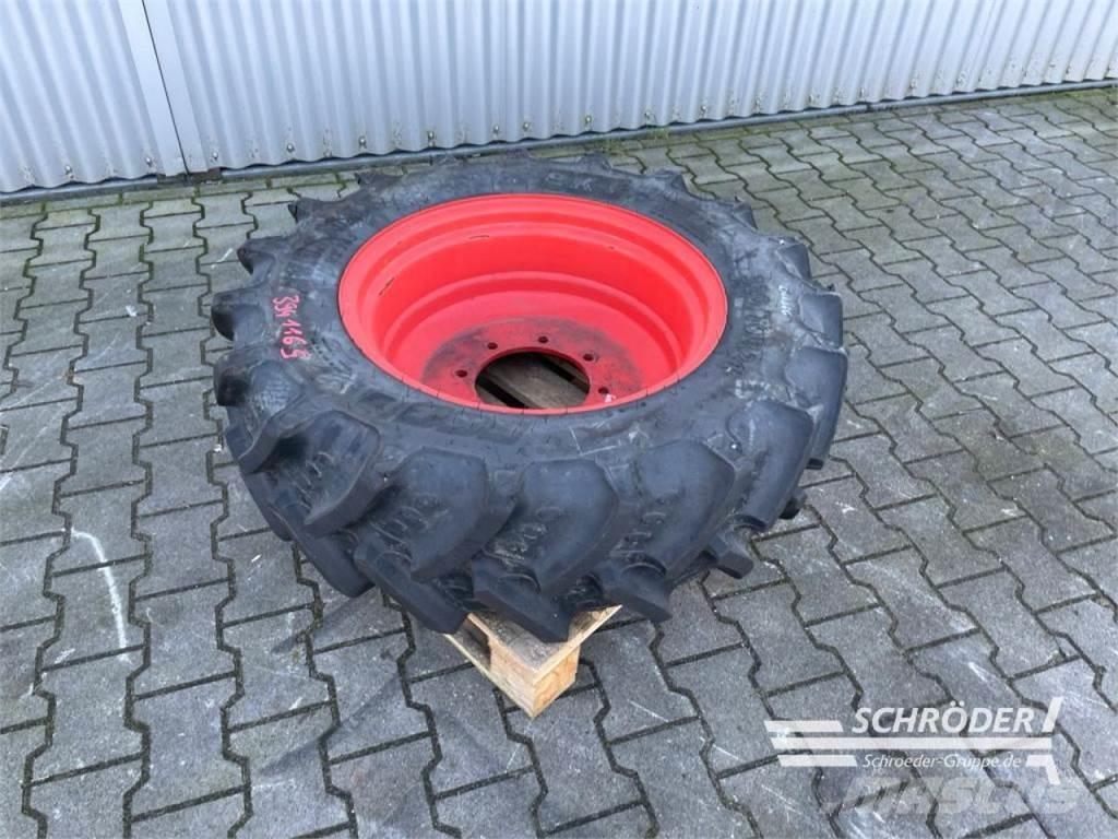 BKT 1X 320/70 R24 Reifen