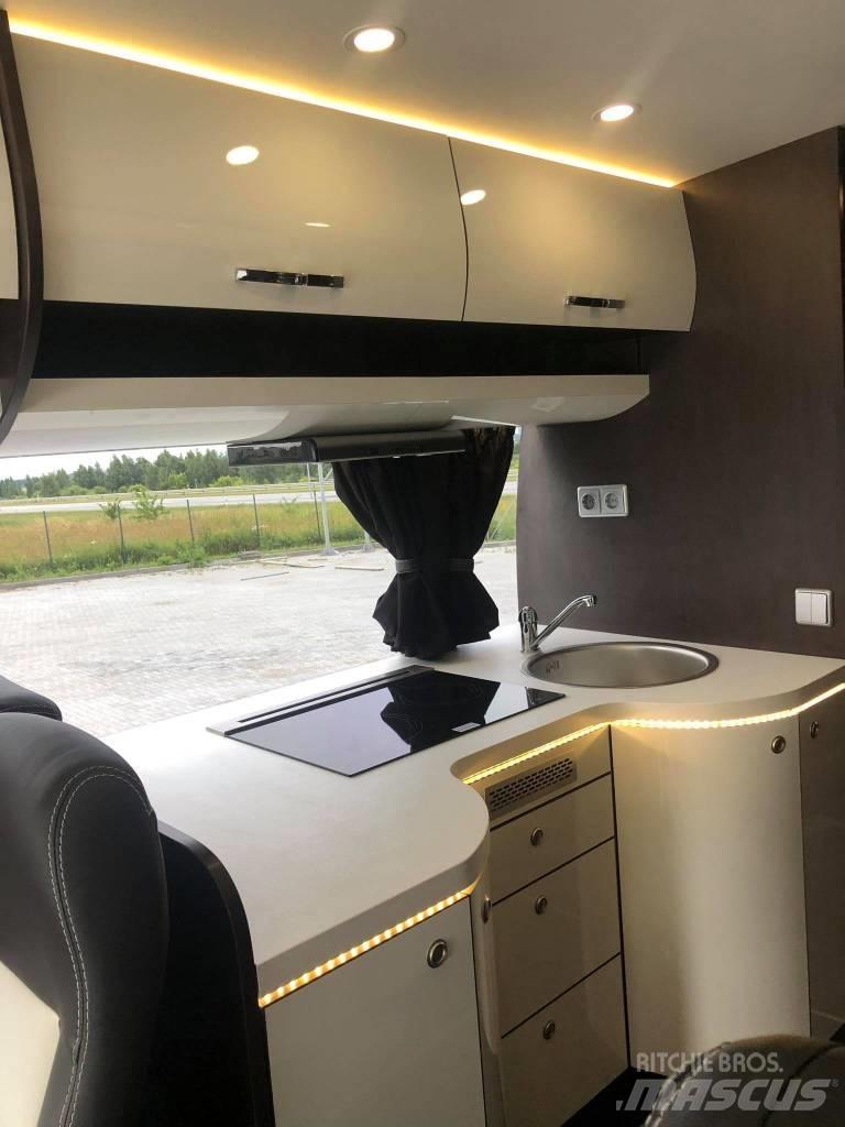 Volvo B12B 9900 Reisebusse