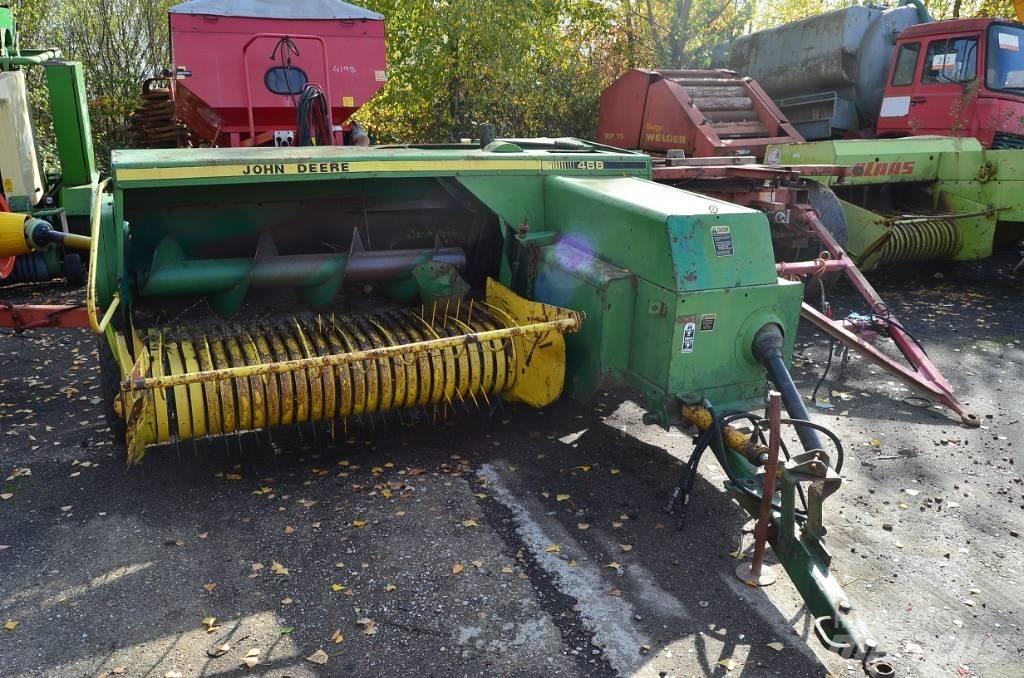 John Deere 468 Quaderpressen