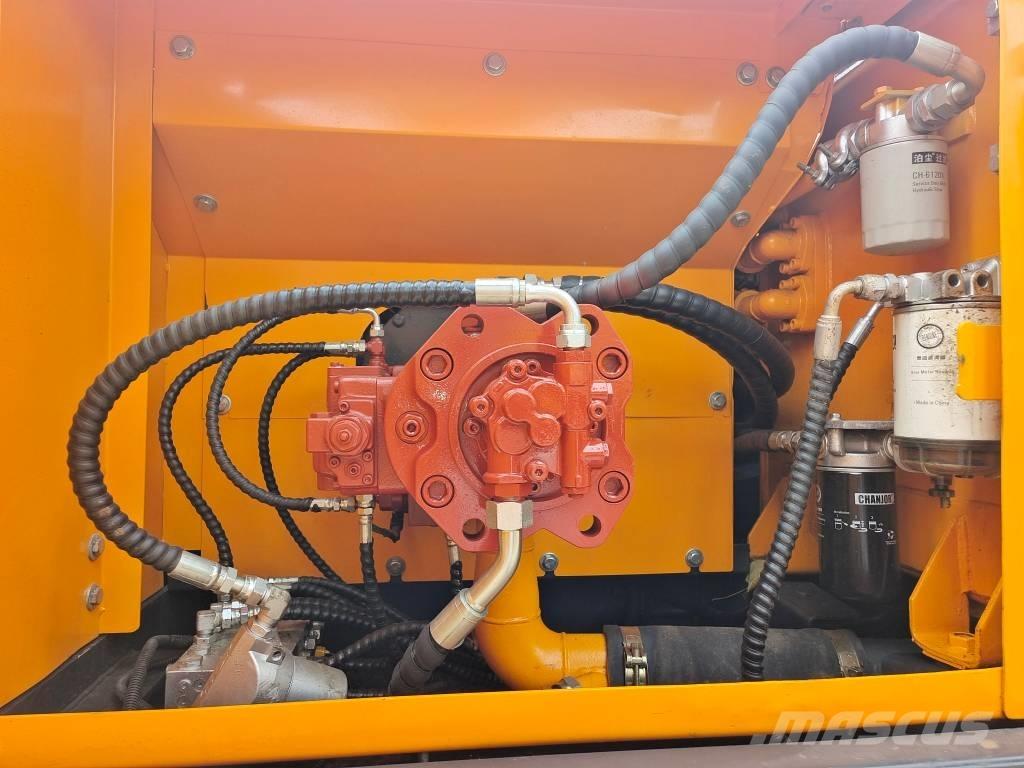 Hyundai HX 220 HD Raupenbagger