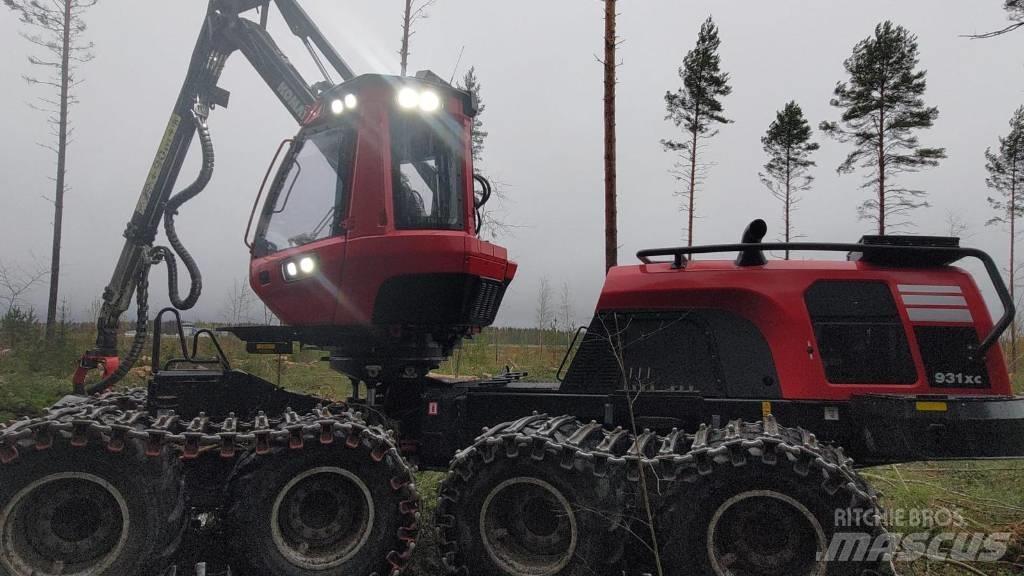 Komatsu 931 XC Harvester