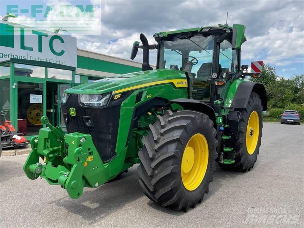 John Deere 8R340 Traktoren