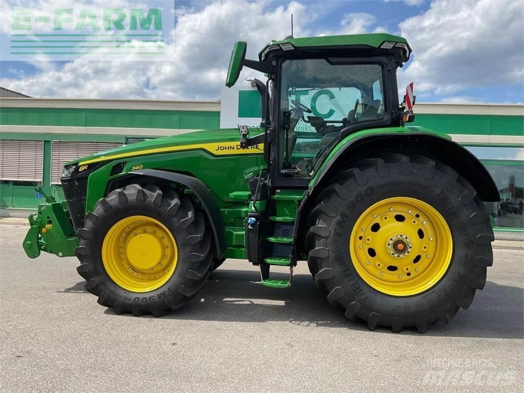 John Deere 8R340 Traktoren