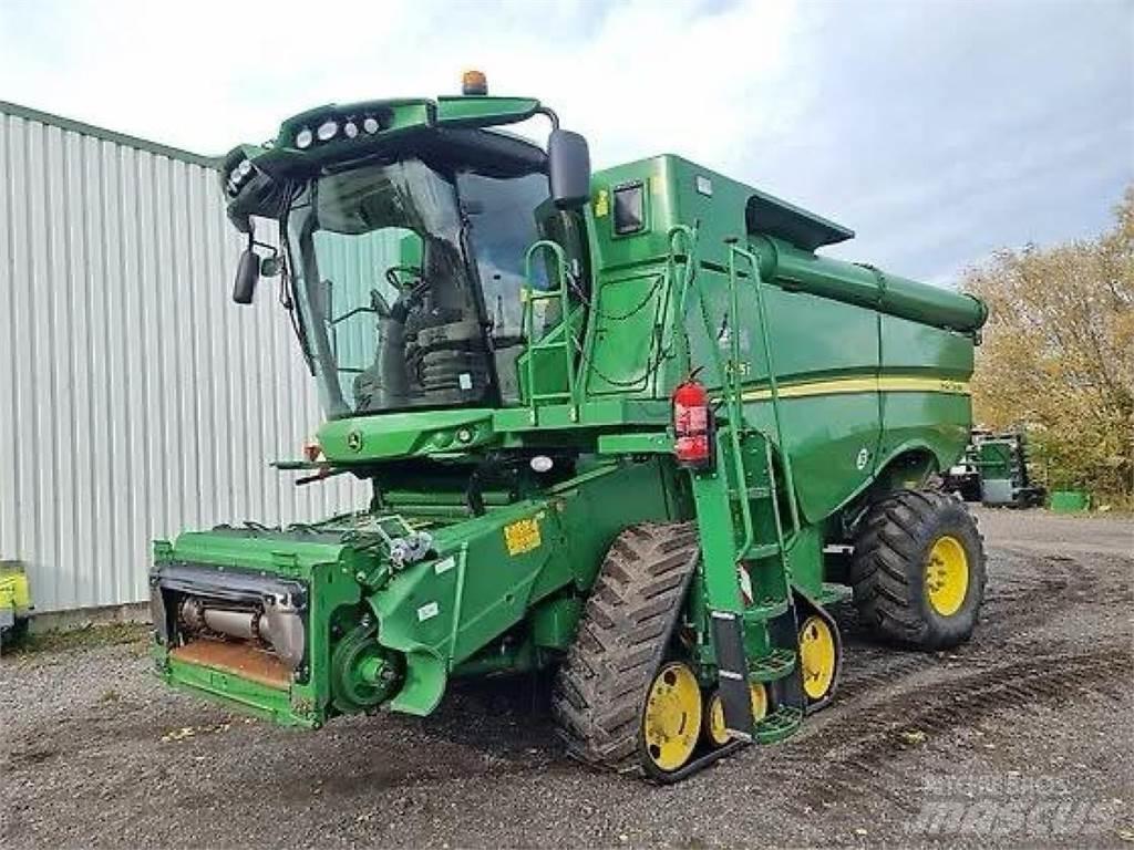 John Deere S 685 i Mähdrescher