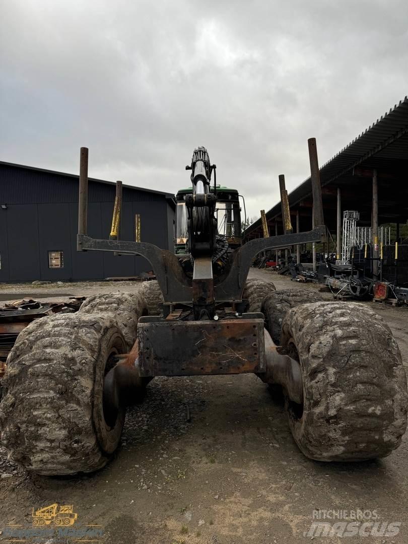 John Deere 1510E Forwarder