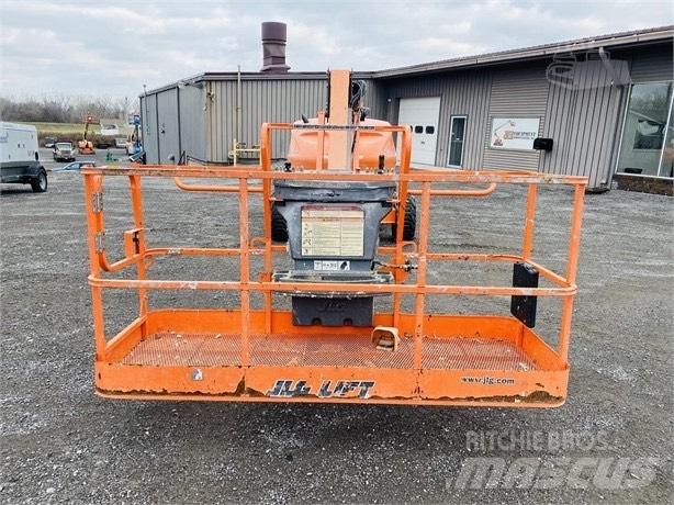 JLG 460 SJ Teleskopbühnen