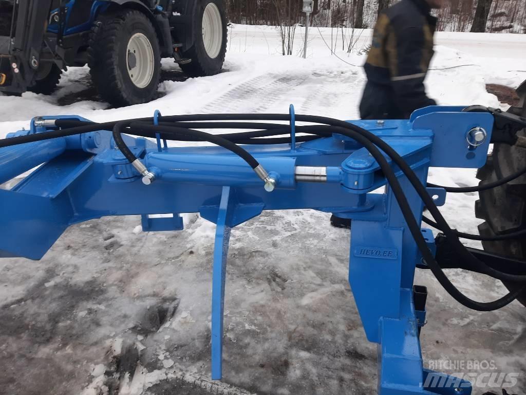  HEVO H1500 Krane und Lader
