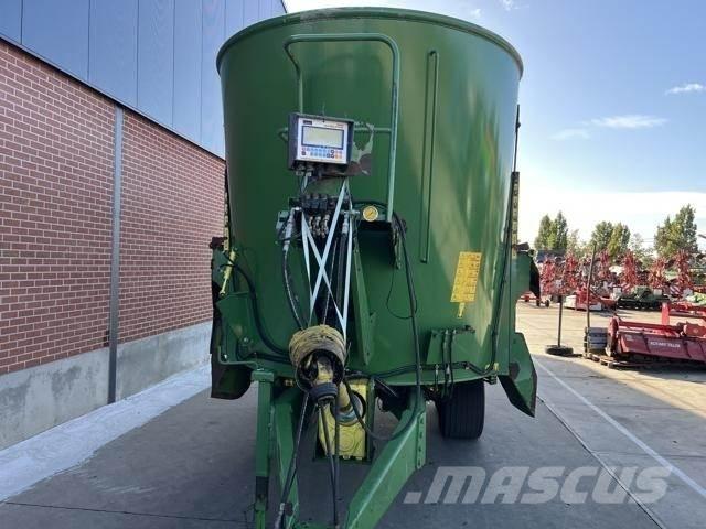 Peecon 26M³ Futtermischwagen