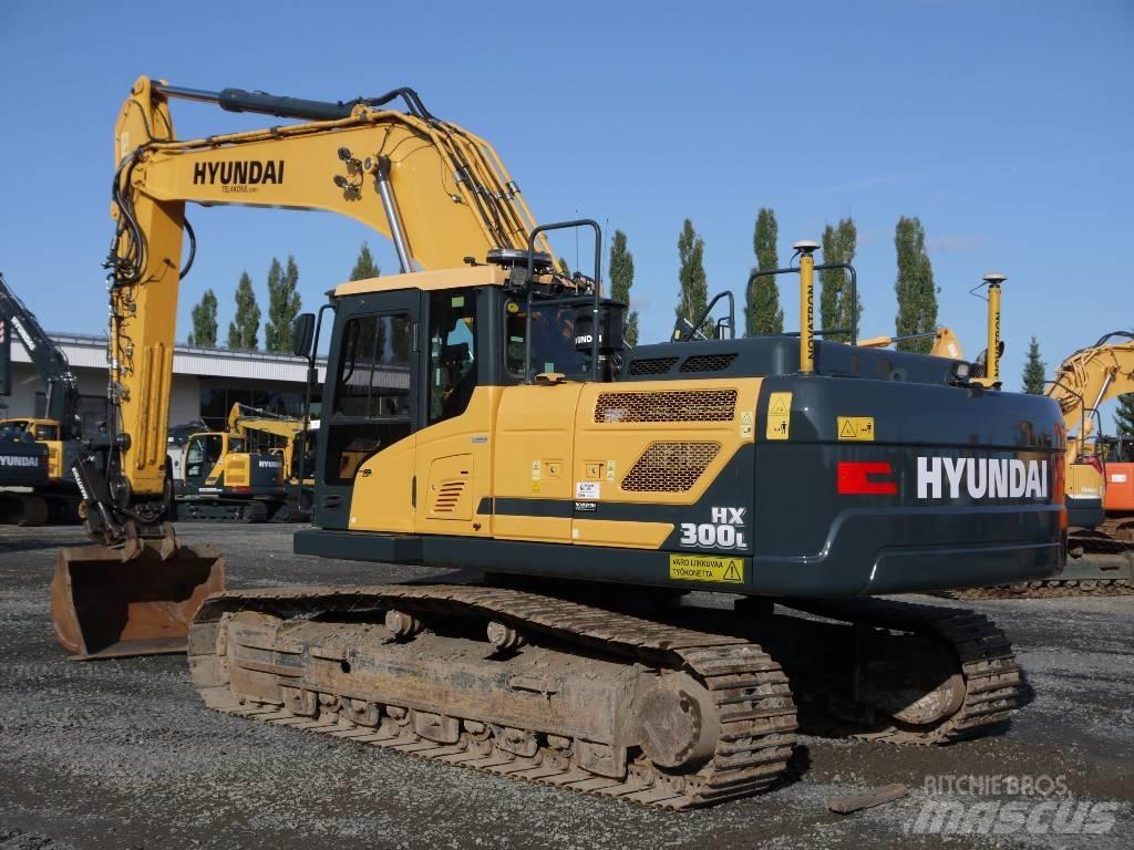 Hyundai HX 300 L Raupenbagger