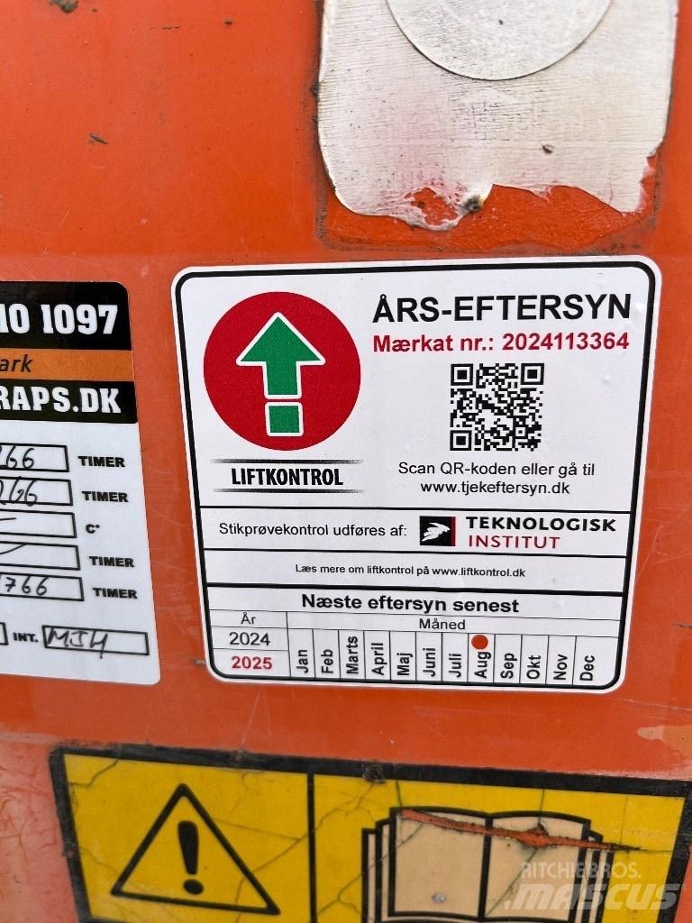 JLG 600 AJ Gelenkteleskoparbeitsbühnen