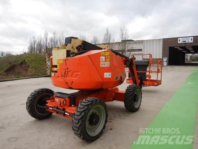 JLG 340AJ Gelenkteleskoparbeitsbühnen