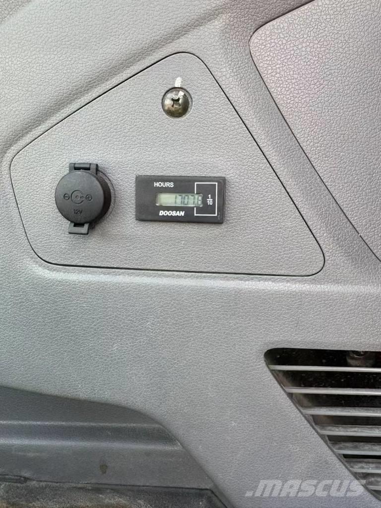 Doosan DX 60 Raupenbagger