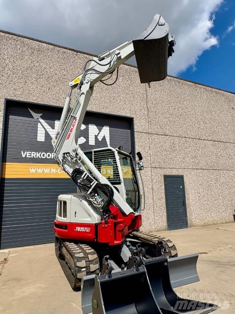 Takeuchi TB 257 FR Minibagger < 7t