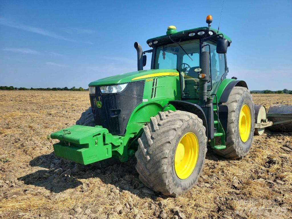 John Deere 7200 R Traktoren