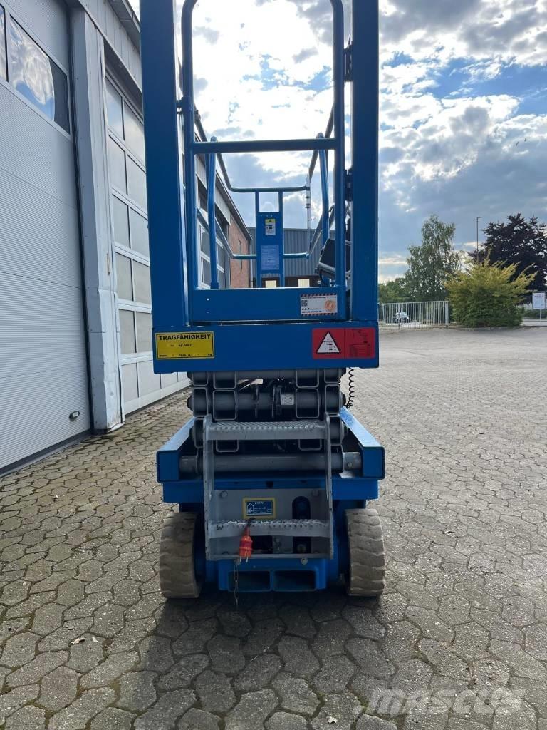 Genie 1930 Scheren-Arbeitsbühnen