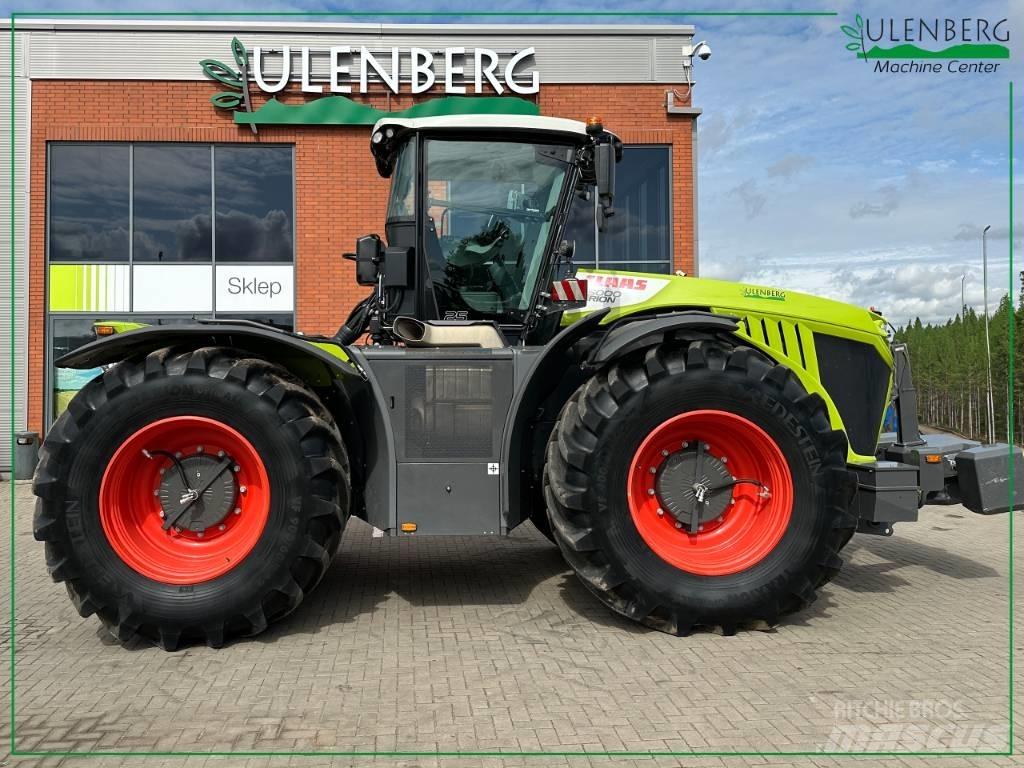 CLAAS Xerion 5000 Traktoren