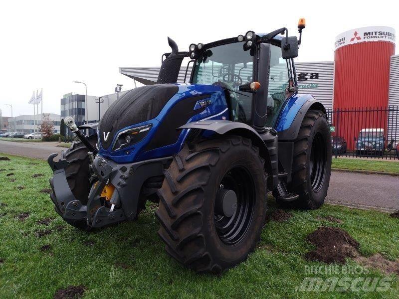 Valtra T 234 A Traktoren