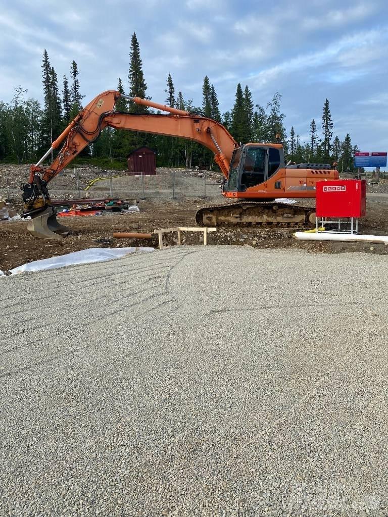 Doosan DX 255 Raupenbagger