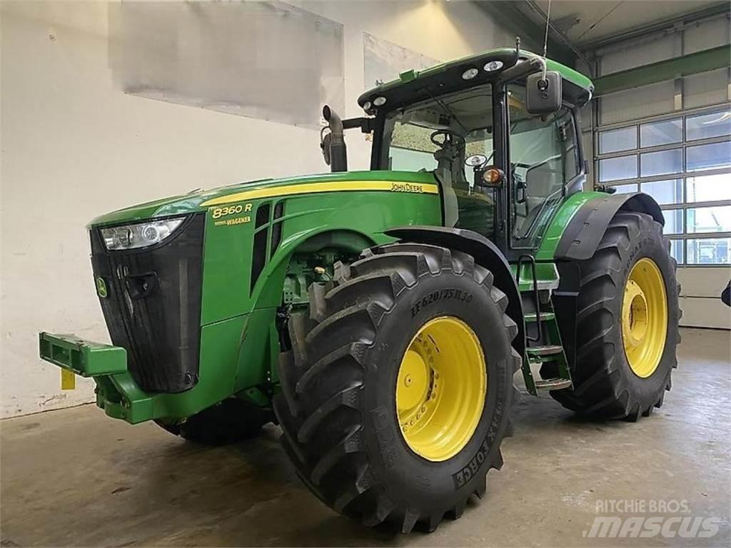 John Deere 8360R Traktoren