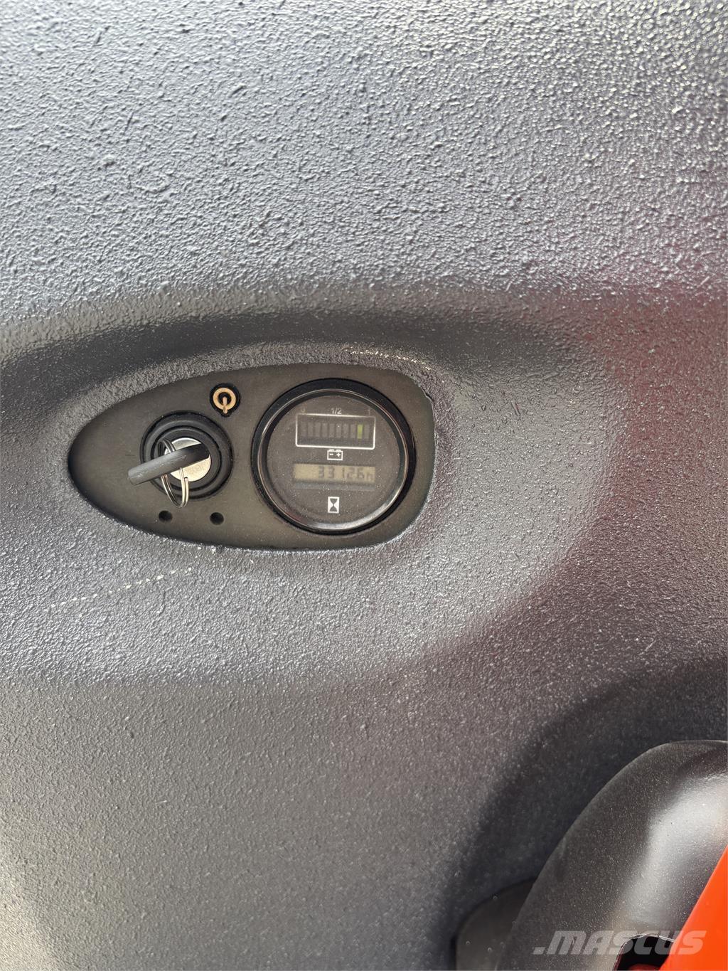 Linde L16 Zelfrijdende stapelaars