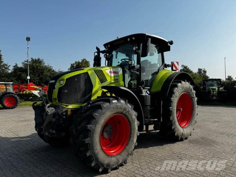 CLAAS AXION 810 Traktoren