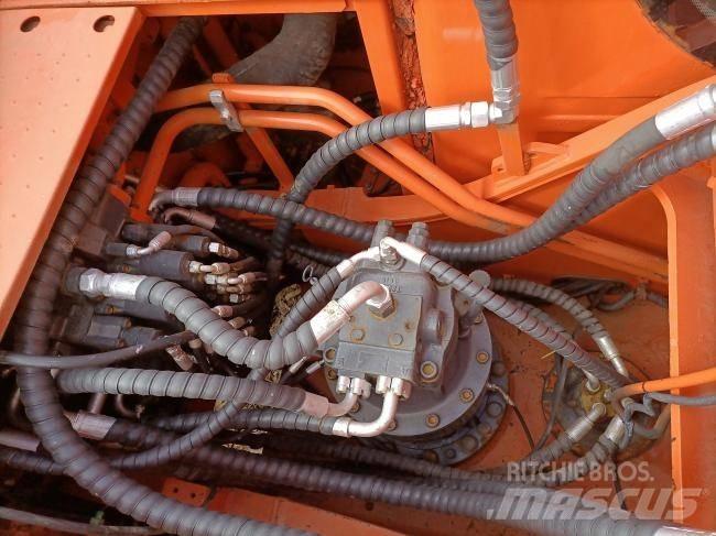 Doosan DX 300 Raupenbagger
