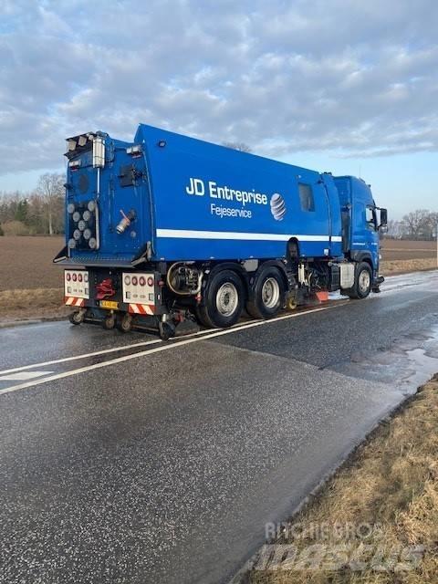 Volvo FM 500 Kehrmaschine