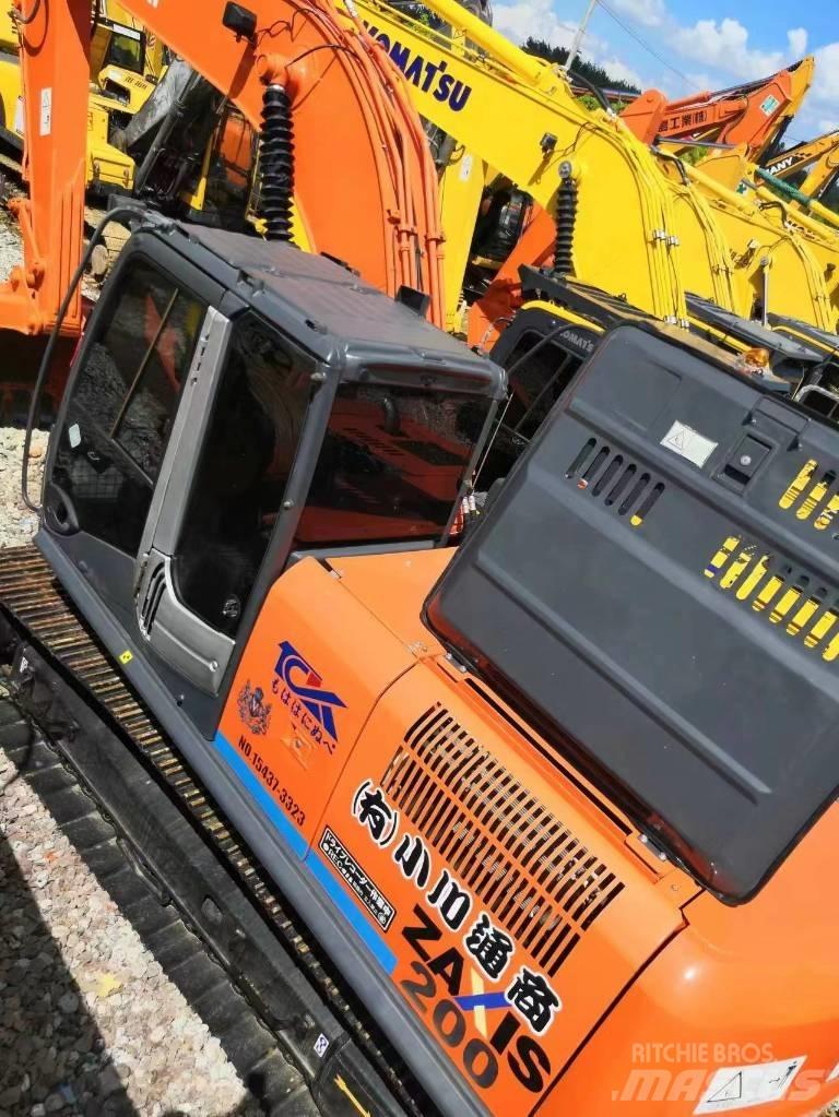 Hitachi ZX200 Raupenbagger