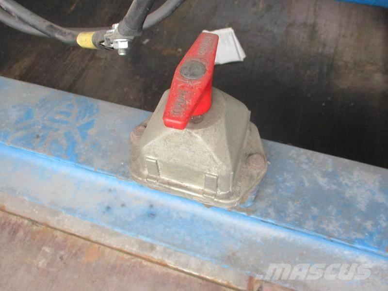 Wärtsilä UD 25 Diesel Generatoren