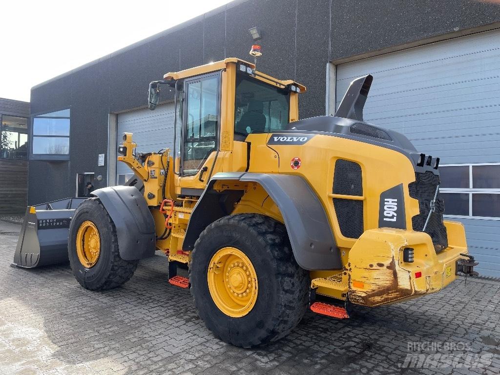 Volvo L90H Radlader