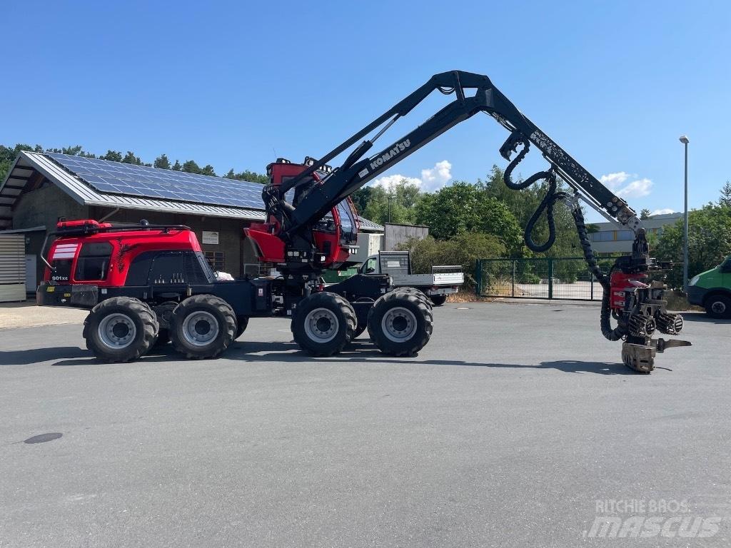 Komatsu 901 XC Harvester