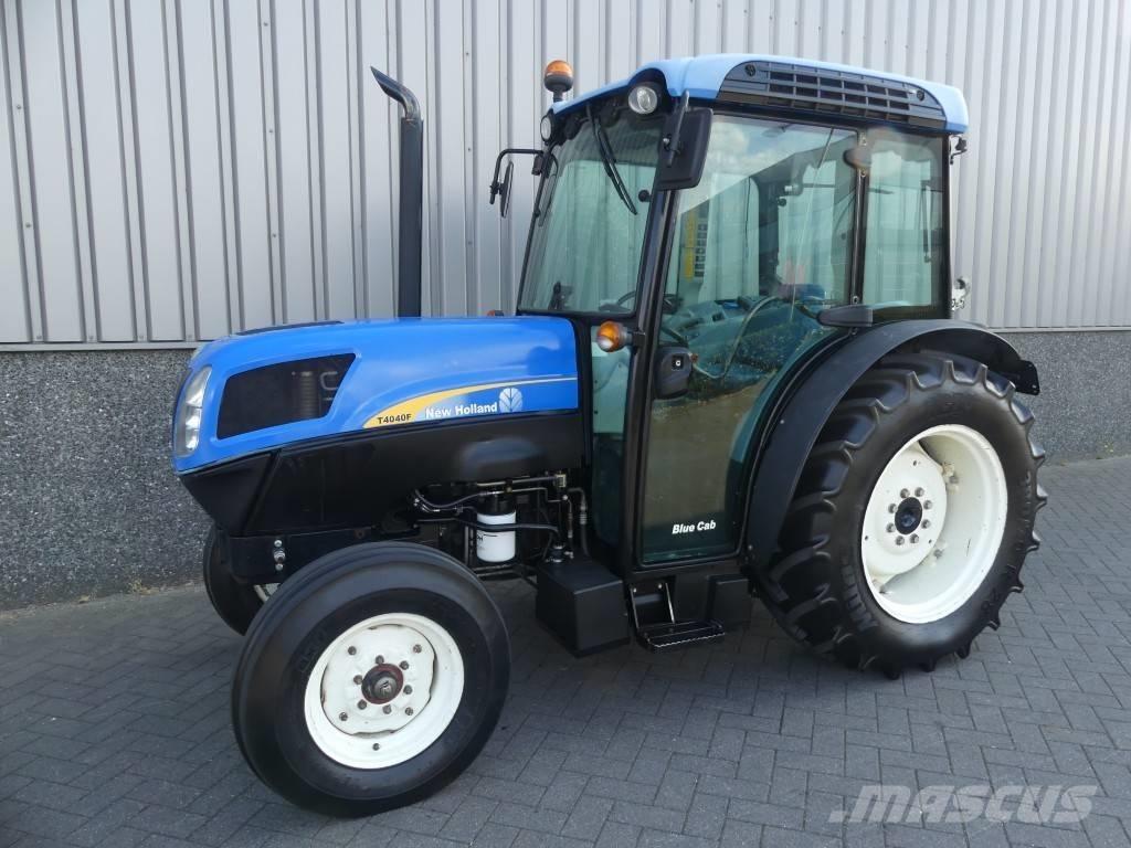 New Holland T4040F Traktoren