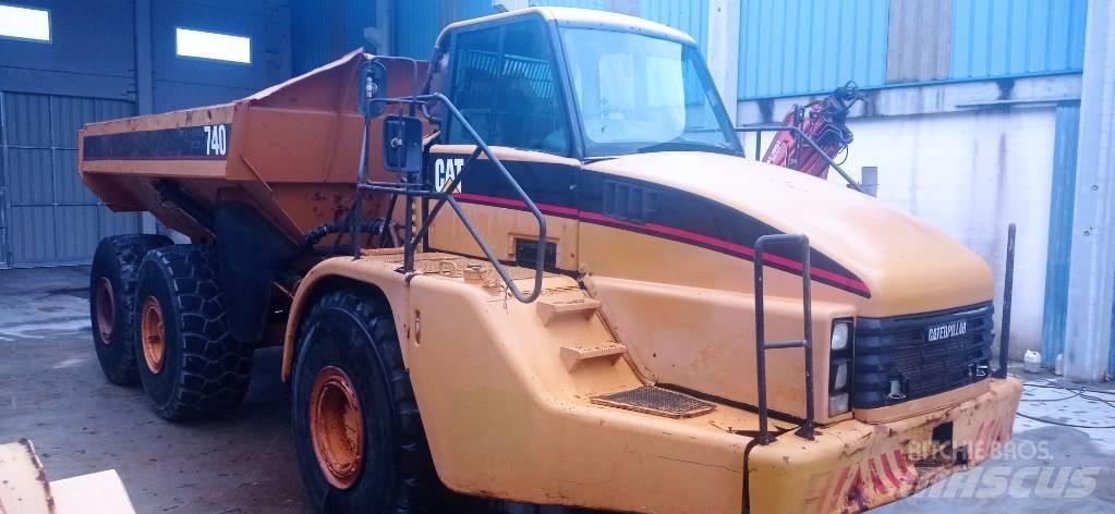 CAT 740 Dumper - Knickgelenk