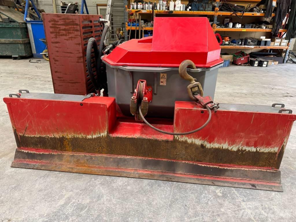  Hochleitner TWFH120 Sonstige Forstmaschinen