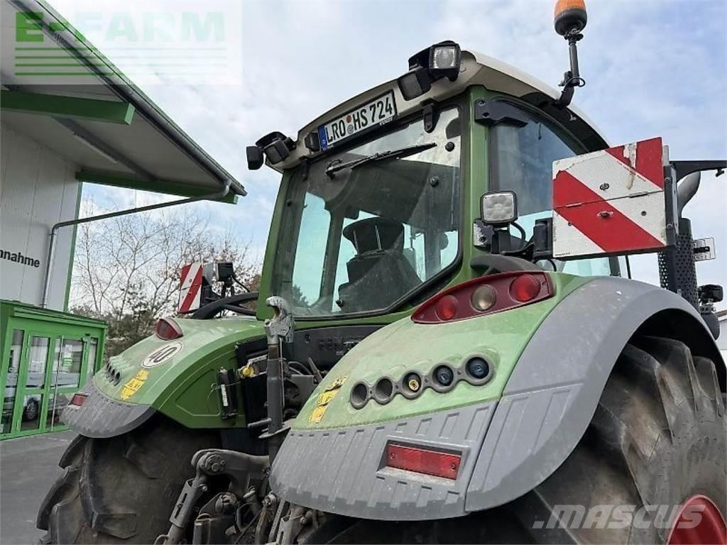 Fendt 724 vario s4 Traktoren
