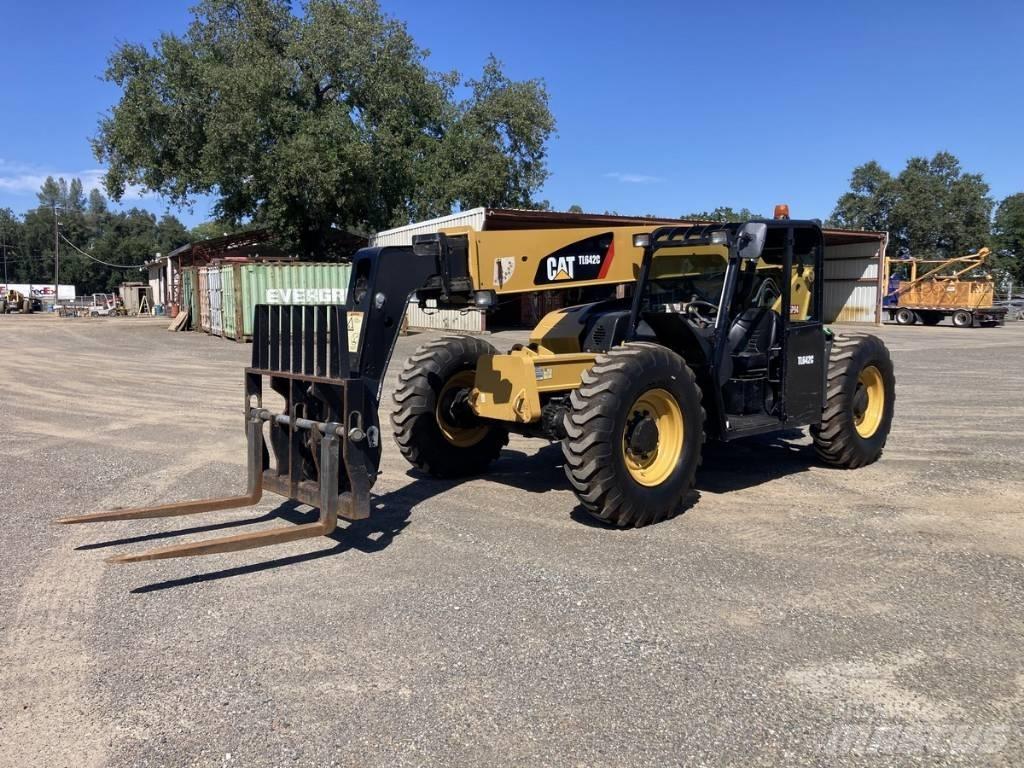 CAT TL 642 C Teleskoplader
